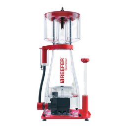 Red Sea Reefer Skimmer RSK 300 z pompą DC Odpieniacz Białek – widok z przodu z pompą DC