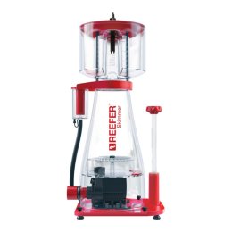 Red Sea Reefer Skimmer RSK 600 z pompą DC Odpieniacz Białek – widok z przodu z pompą DC